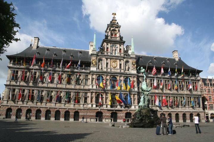 Cozy Apartment In Antwerpen Centraal Антверпен Екстер'єр фото